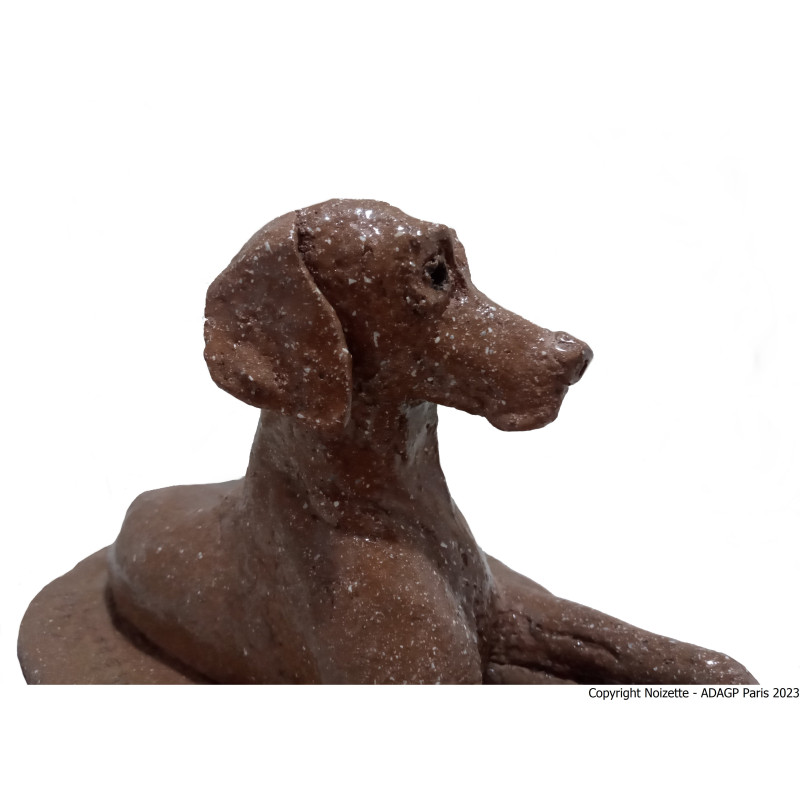 Noizette, "Braque de Weimar", terre cuite